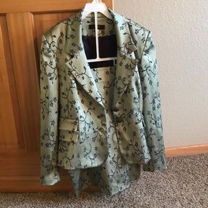 Banu París skirt suit set